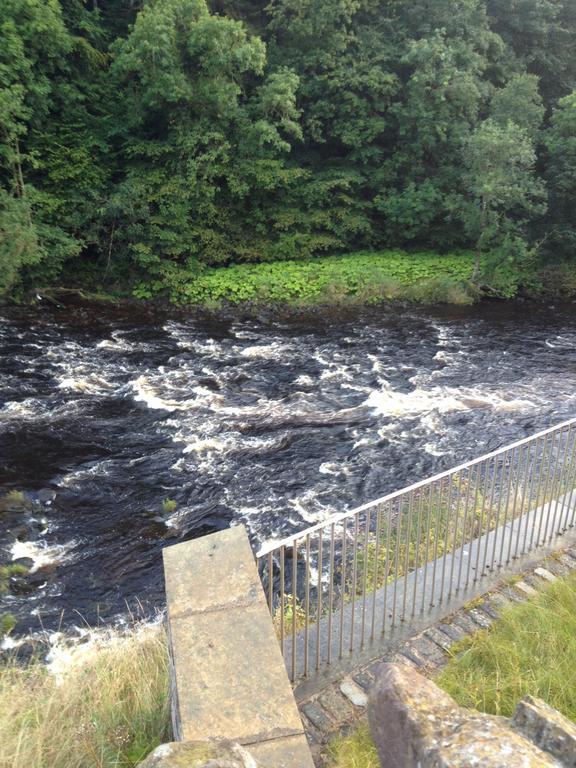 Wee Row Hostel Lanark Exterior foto